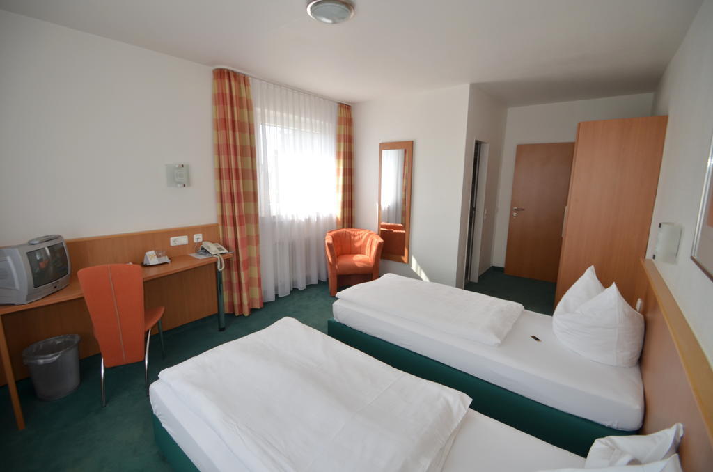 Landhotel Sulzbacher Hof Sulzbach  Pokoj fotografie